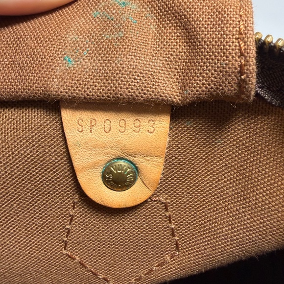 Louis Vuitton Speedy 30 Monogram, Made in France 1993 - Picture 17 of 17